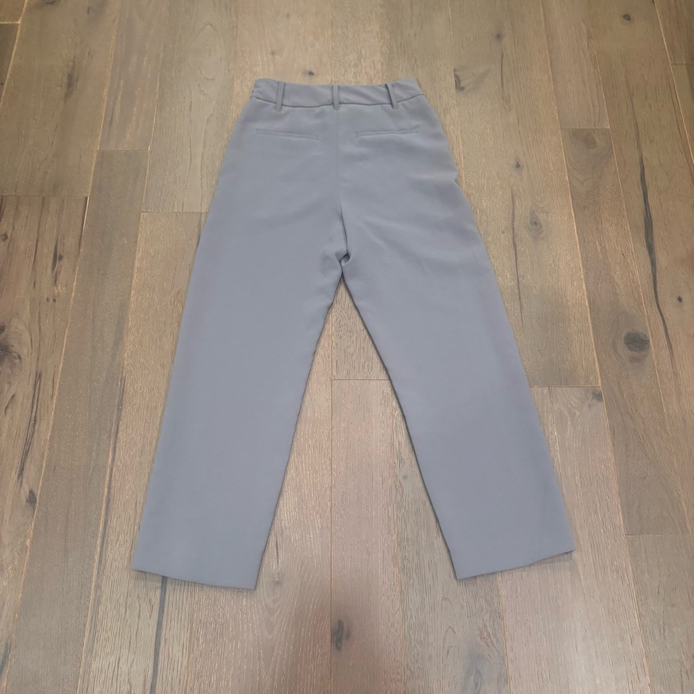 Wilfred (Aritzia) $148 Tie-Front Ankle Pant in Comet Grey Size 6 w/ belt EUC - Picture 15 of 16